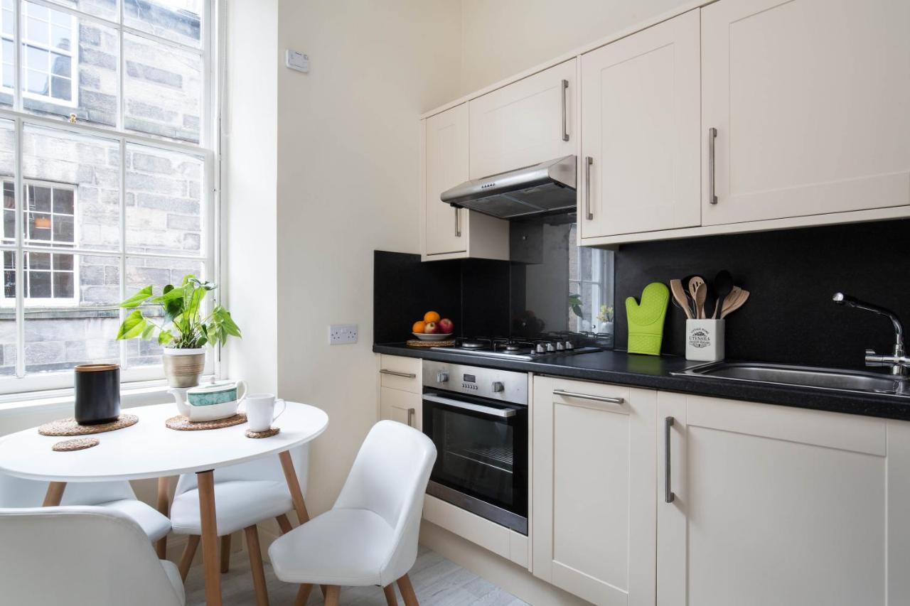 Stockbridge Two Bedroom Apartment EDI Exterior photo